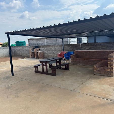 Rhino House With 3 Bedrooms Next To Pilanesberg And Sun City Mogwase 外观 照片